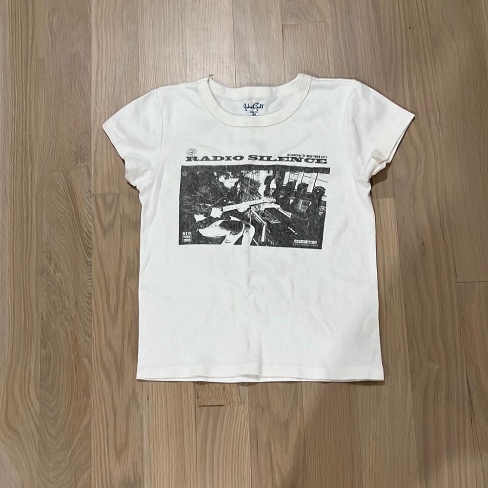 Brandy Melville - Hallie Radio Silence Top- Never Used (no tag)- Onesize